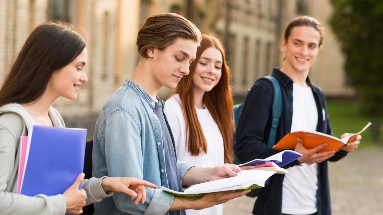 Жители Северо-Запада инвестируют в знания