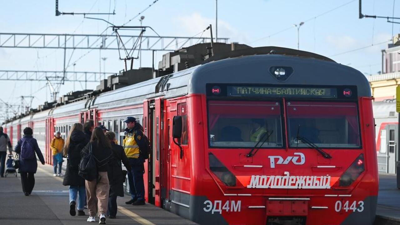 Тактовый маршрут между Гатчиной и Санкт-Петербургом