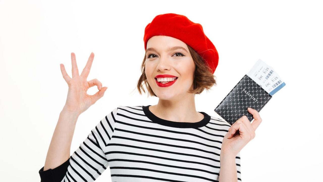 Не откладывайте поездку на потом: призываем заняться загранпаспортом заранее