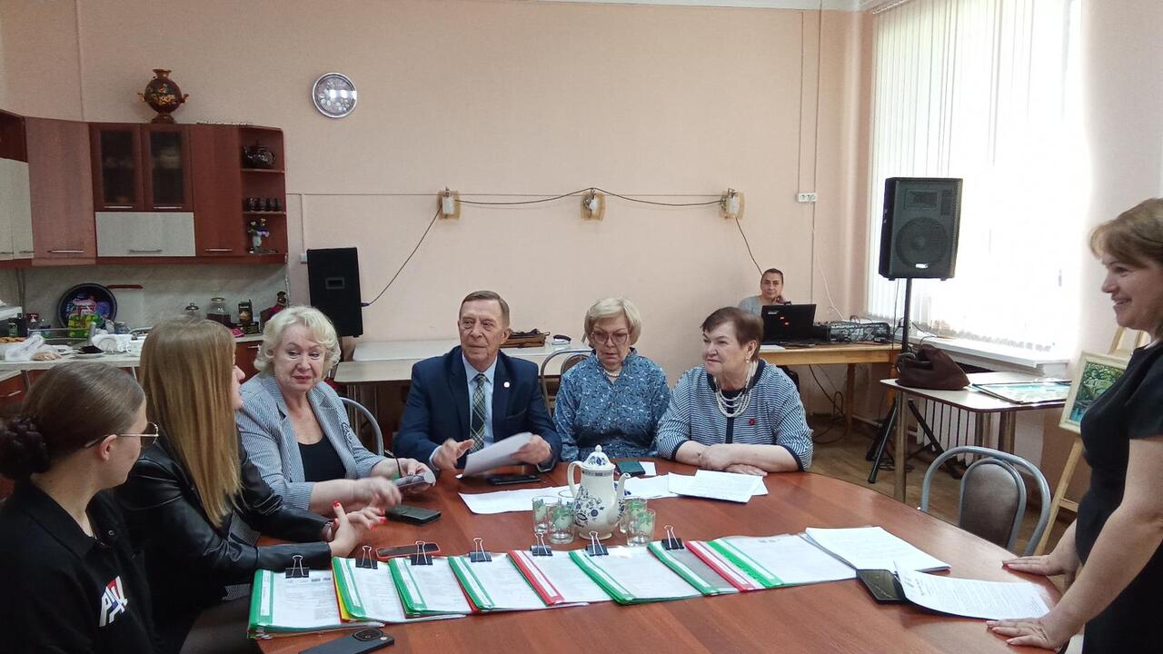 Кто такие нужные люди