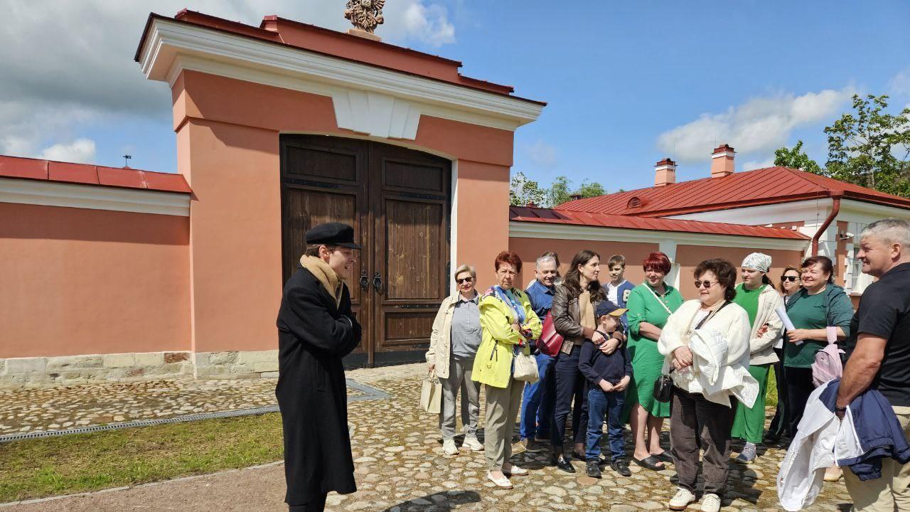 От «Евгения Онегина» в комиксах до званого ужина: как в музеях Ленобласти отметят день рождения Пушкина