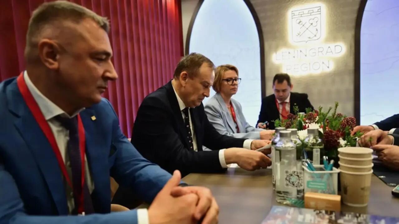 Ленобласть и Беларусь: совместные проекты — дорожное строительство, программа «Чистые леса», ремонт дорог