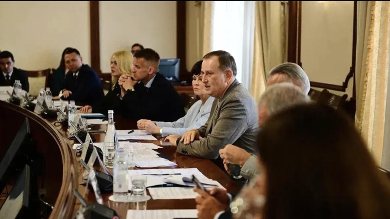 Александр Дрозденко встретился с участниками второго потока программы «Время героев»