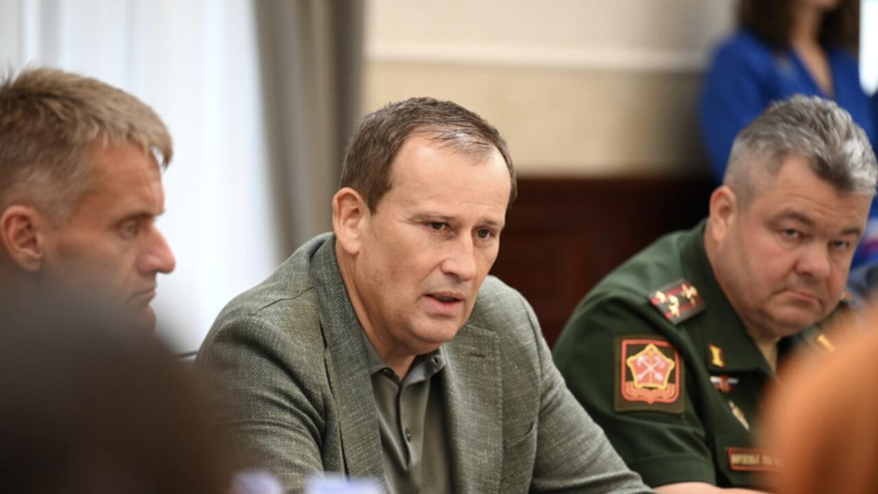 Губернатор передал ордена Мужества семьям участников СВО