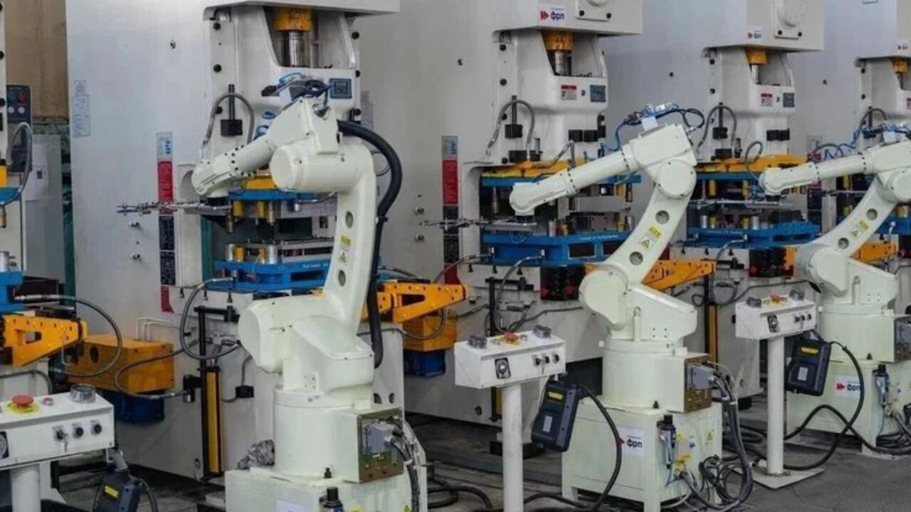 Платформа robots.813.ru расширяет возможности промышленности Ленинградской области