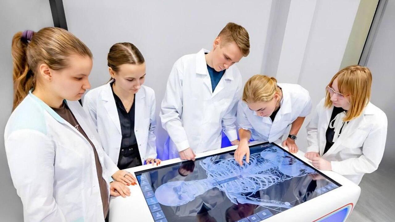 «Россия — мои горизонты»: в Ленинградской области стартовали занятия с региональным акцентом