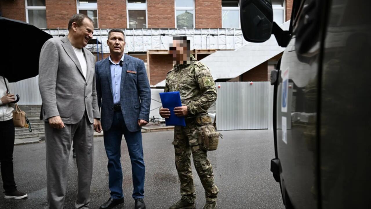Ленобласть продолжает поддержку передовой