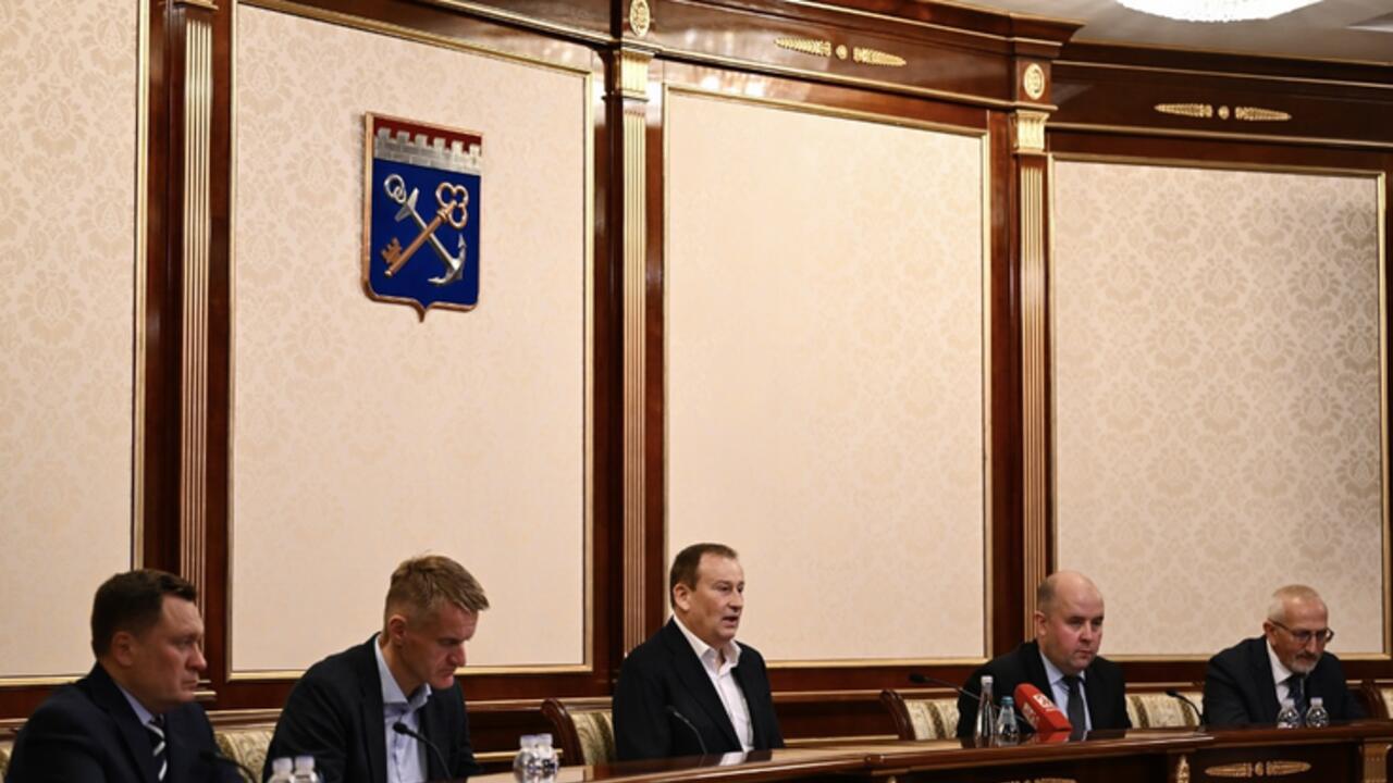Александр Дрозденко принял участие в совещании Медицинского комитета Российского футбольного союза